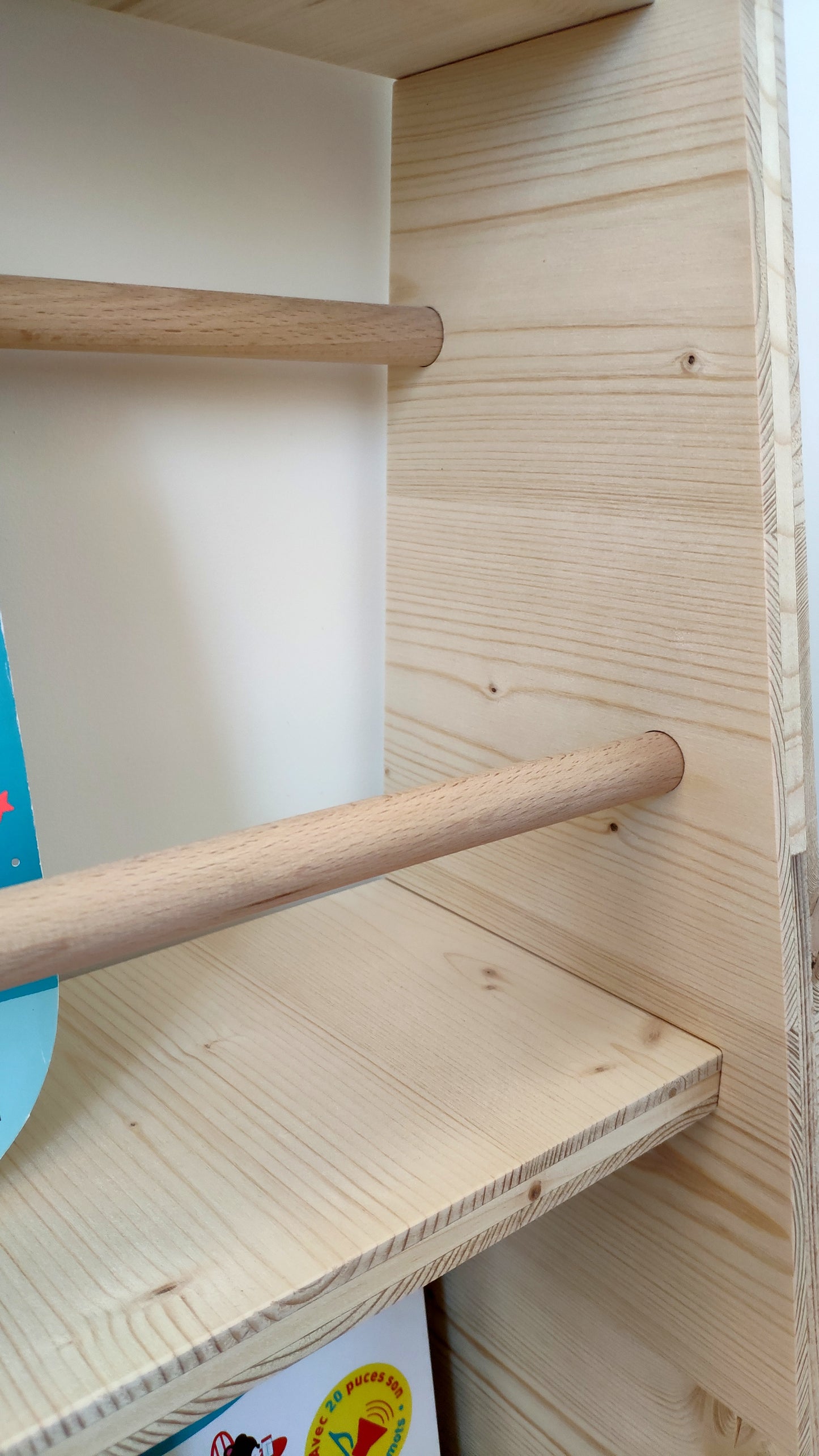 Bibliothèque Montessori enfant / Etagère et présentoir à livres