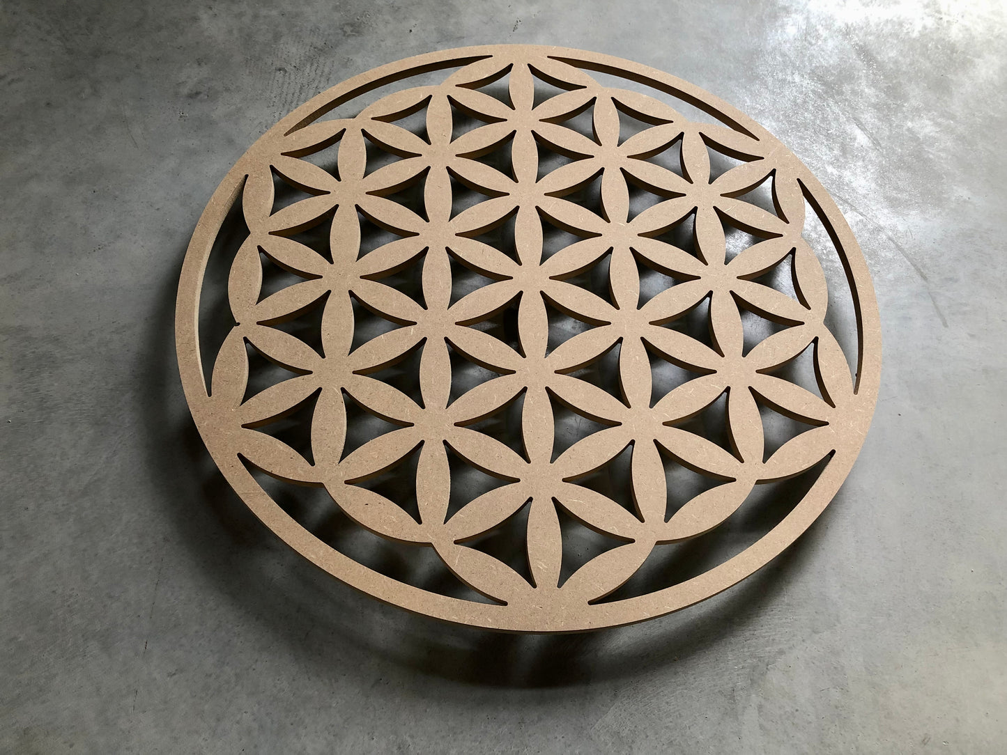 Fleur de vie en bois massif