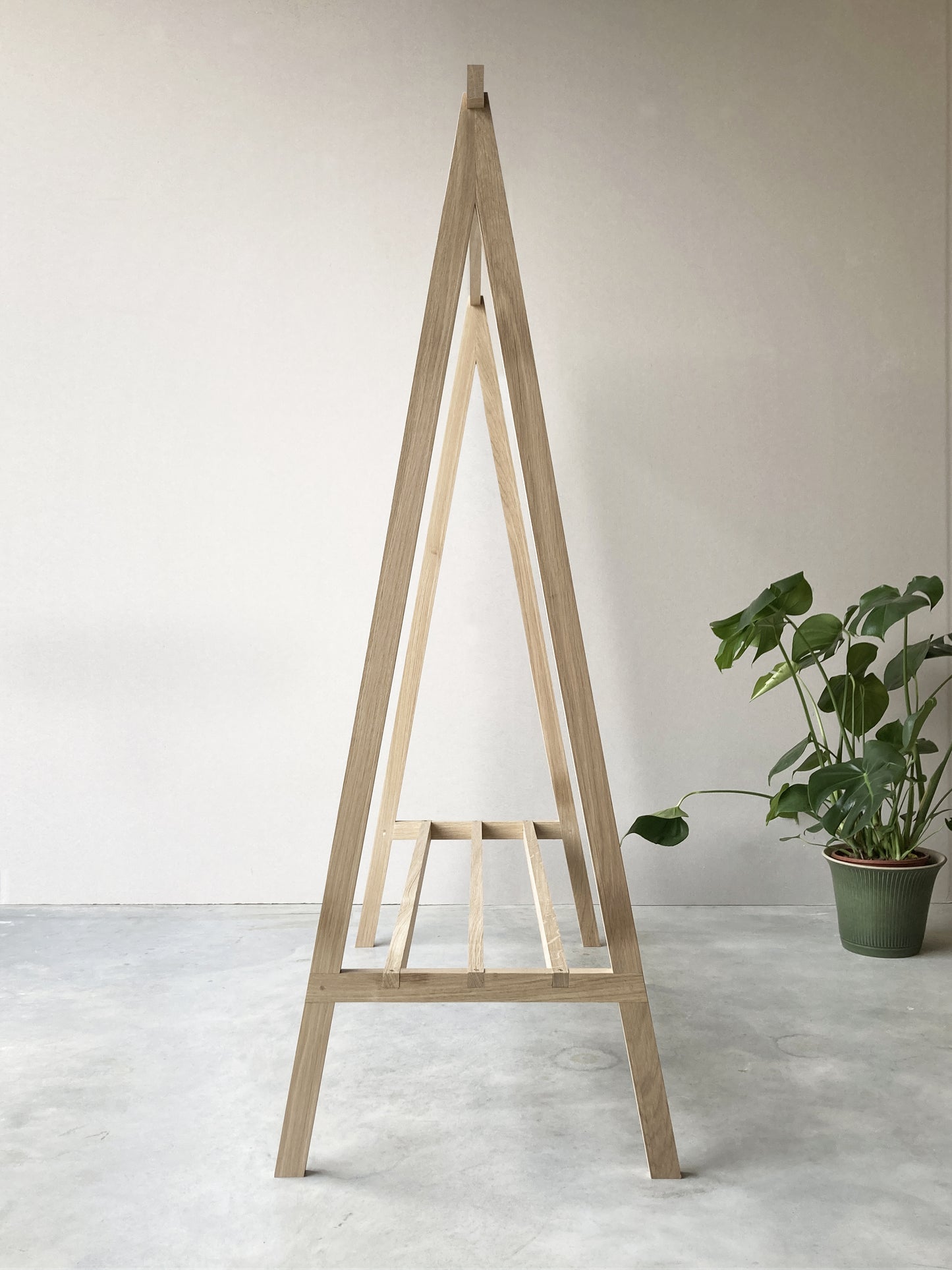 Clothes rack / wardrobe in solid oak from France